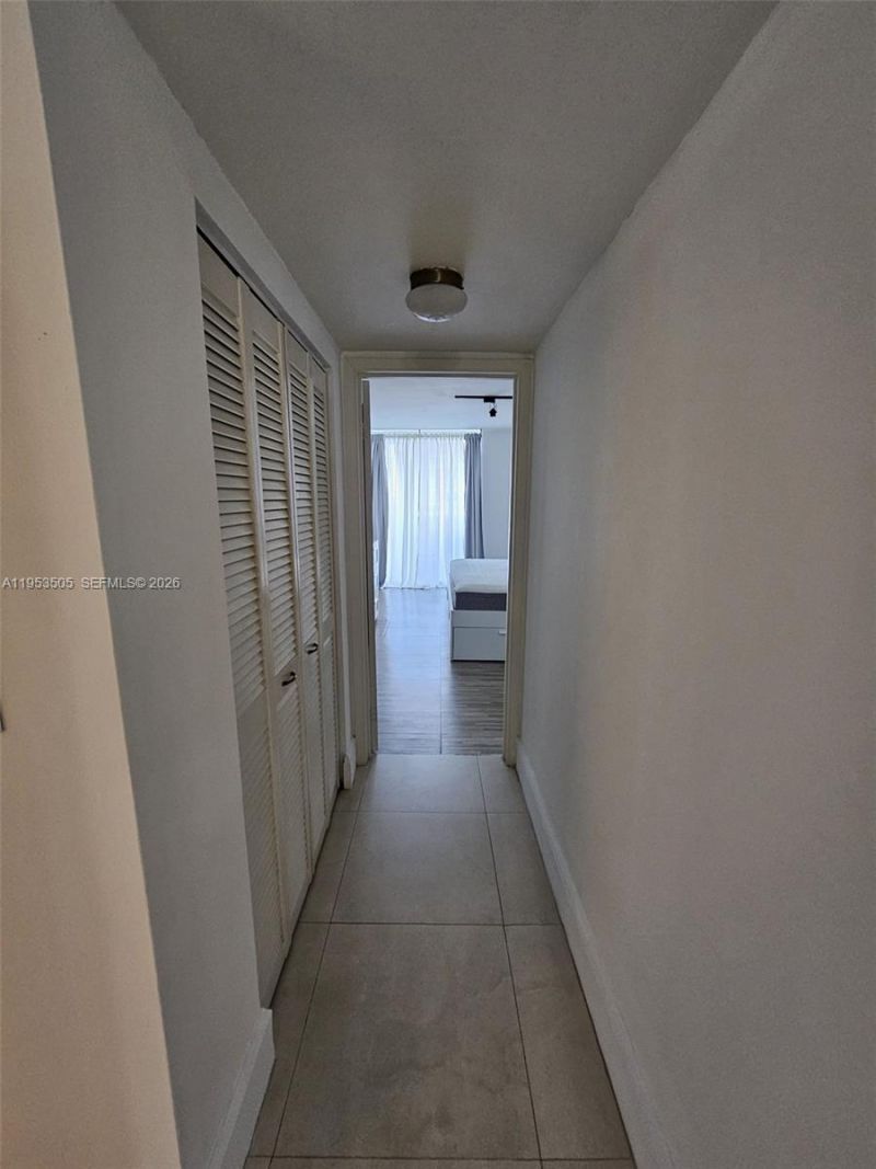 2401 Collins Ave, Unit 609, Miami Beach, FL 33140 Photo