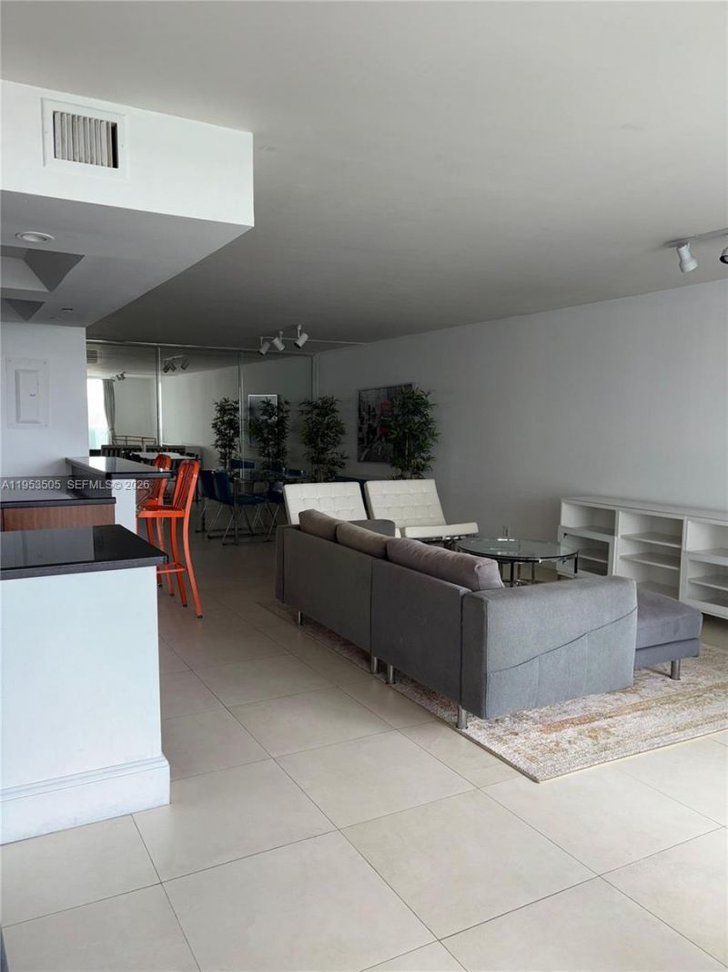 2401 Collins Ave, Unit 609, Miami Beach, FL 33140 Photo