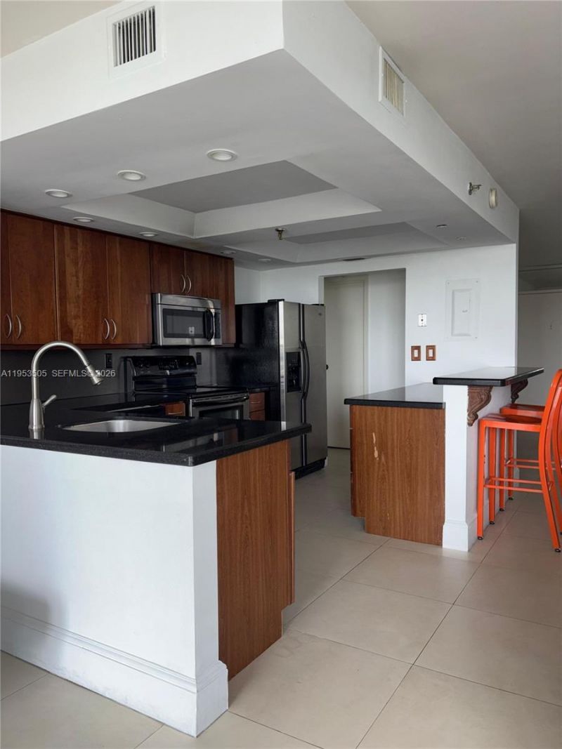2401 Collins Ave, Unit 609, Miami Beach, FL 33140 Photo