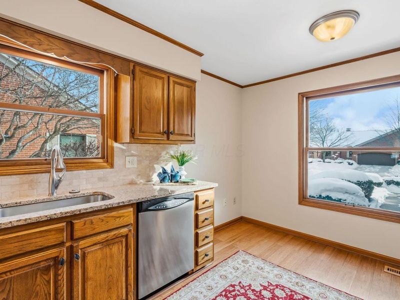 3166 Kingstree Court, Dublin, OH 43017 Photo 6