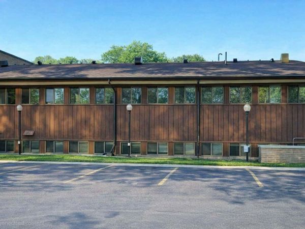 710 Division Street S, Northfield, MN 55057