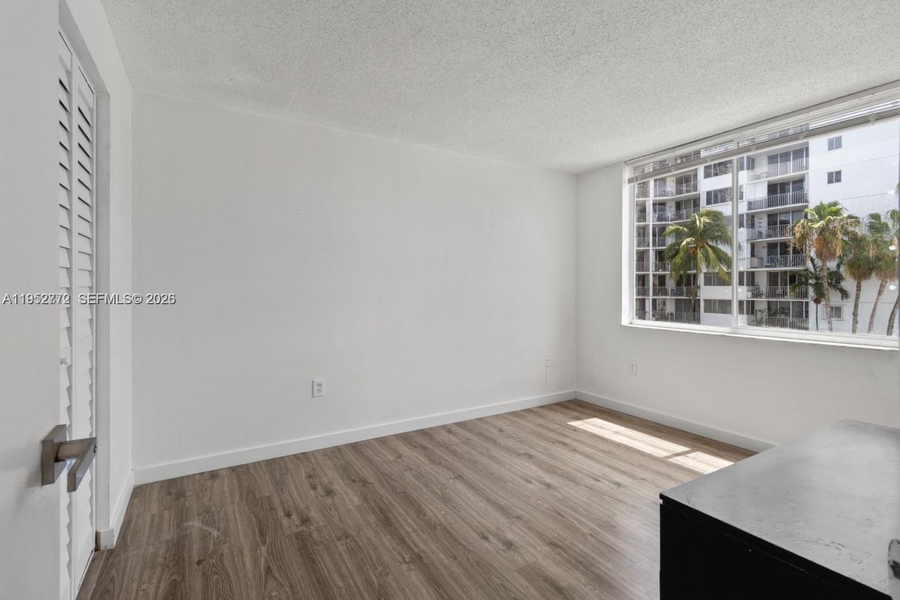1720 NW N River Dr, Unit 308, Miami, FL 33125 Photo