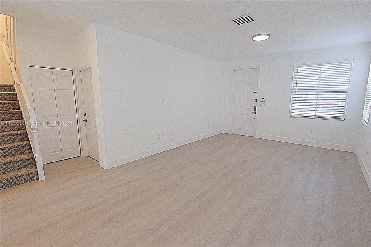 14928 SW 40th St, Unit 14929, Miami, FL 33185 Photo