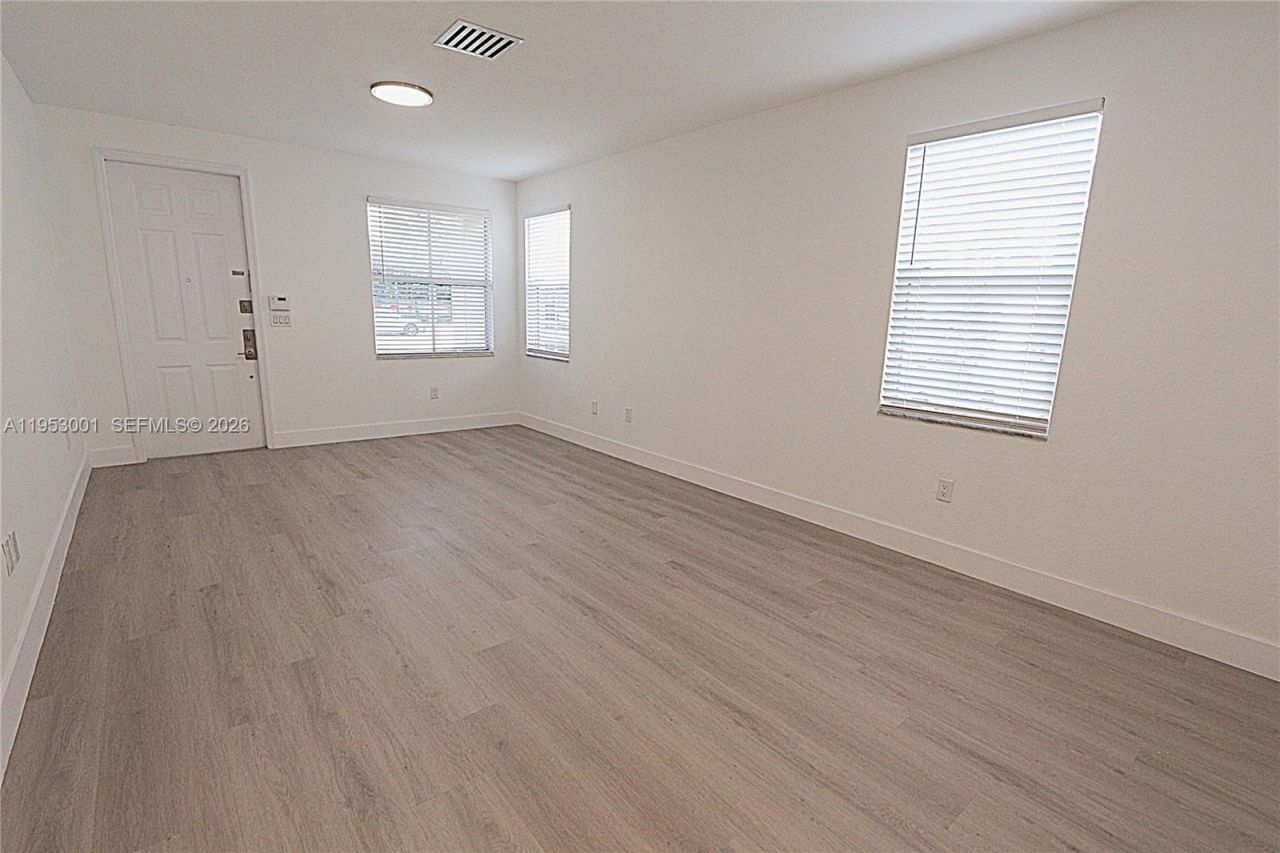 14928 SW 40th St, Unit 14929, Miami, FL 33185 Photo