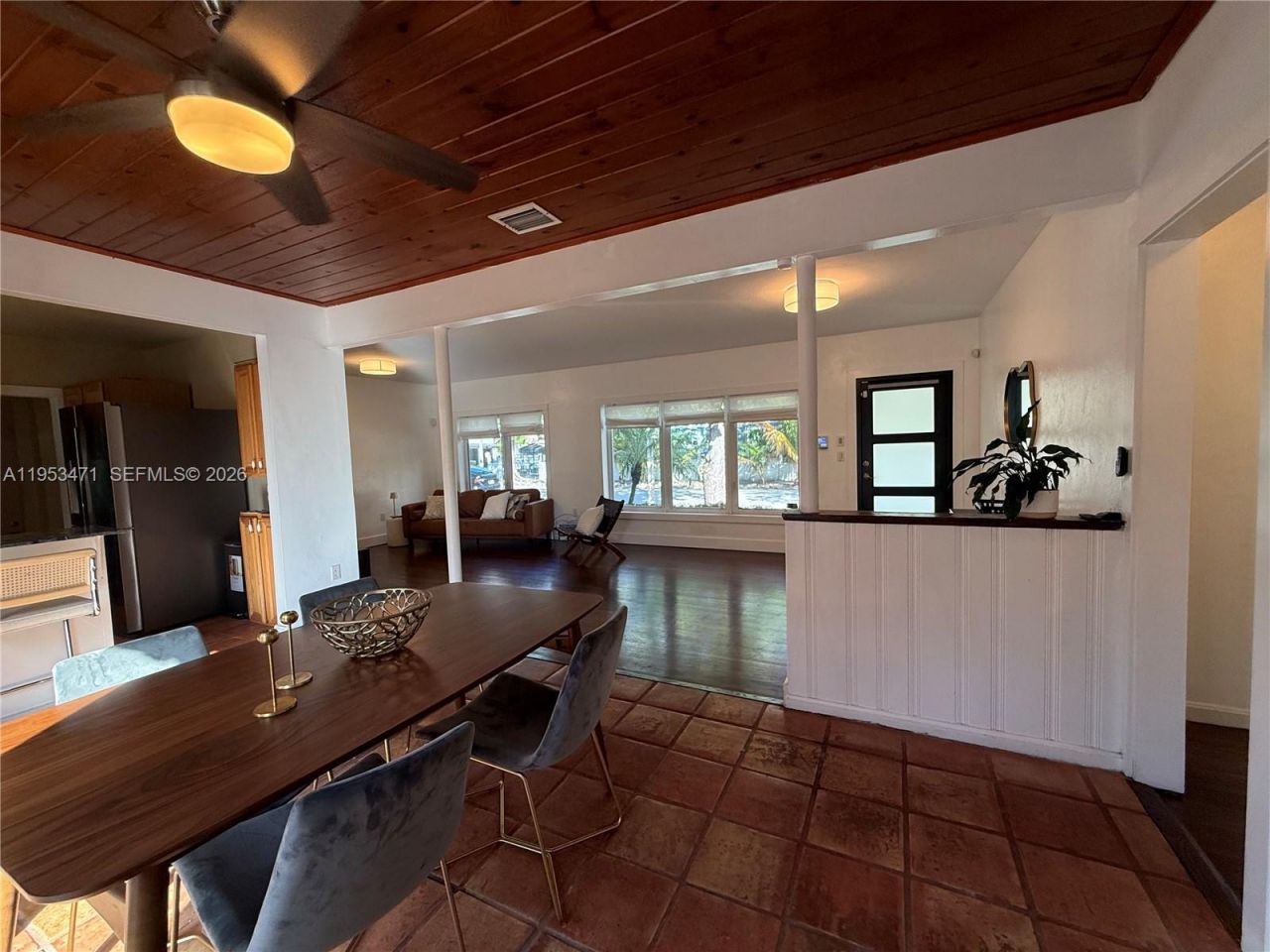 2728 Kirk St, Miami, FL 33133 Photo