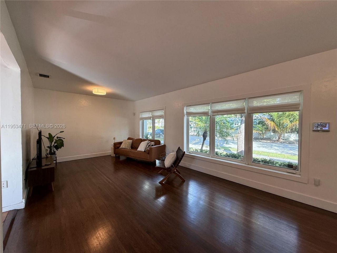 2728 Kirk St, Miami, FL 33133 Photo