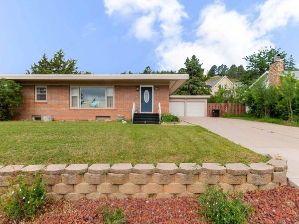 1627 38TH, Rapid City, SD 57702