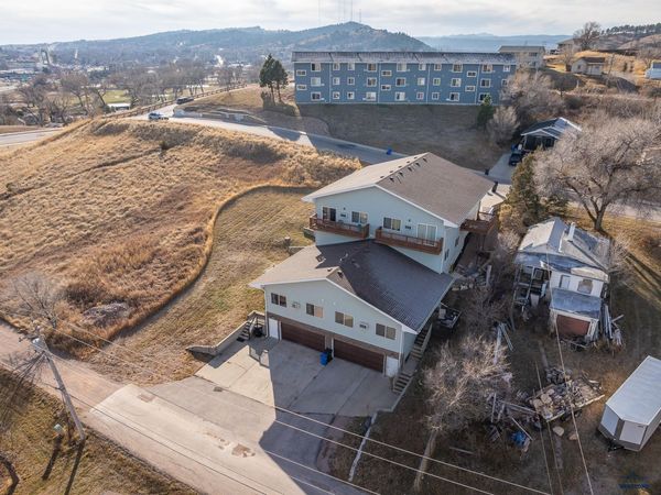 720 MALLOW, Rapid City, SD 57701