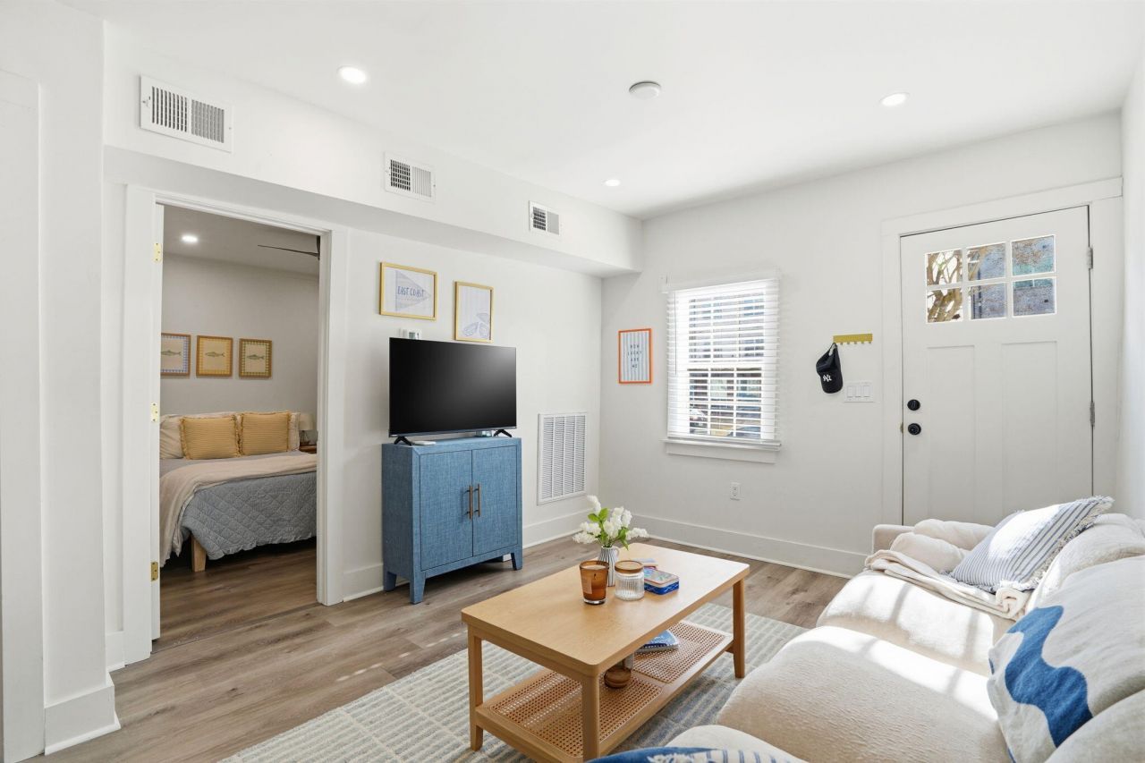 68 Lee Street Photo 24