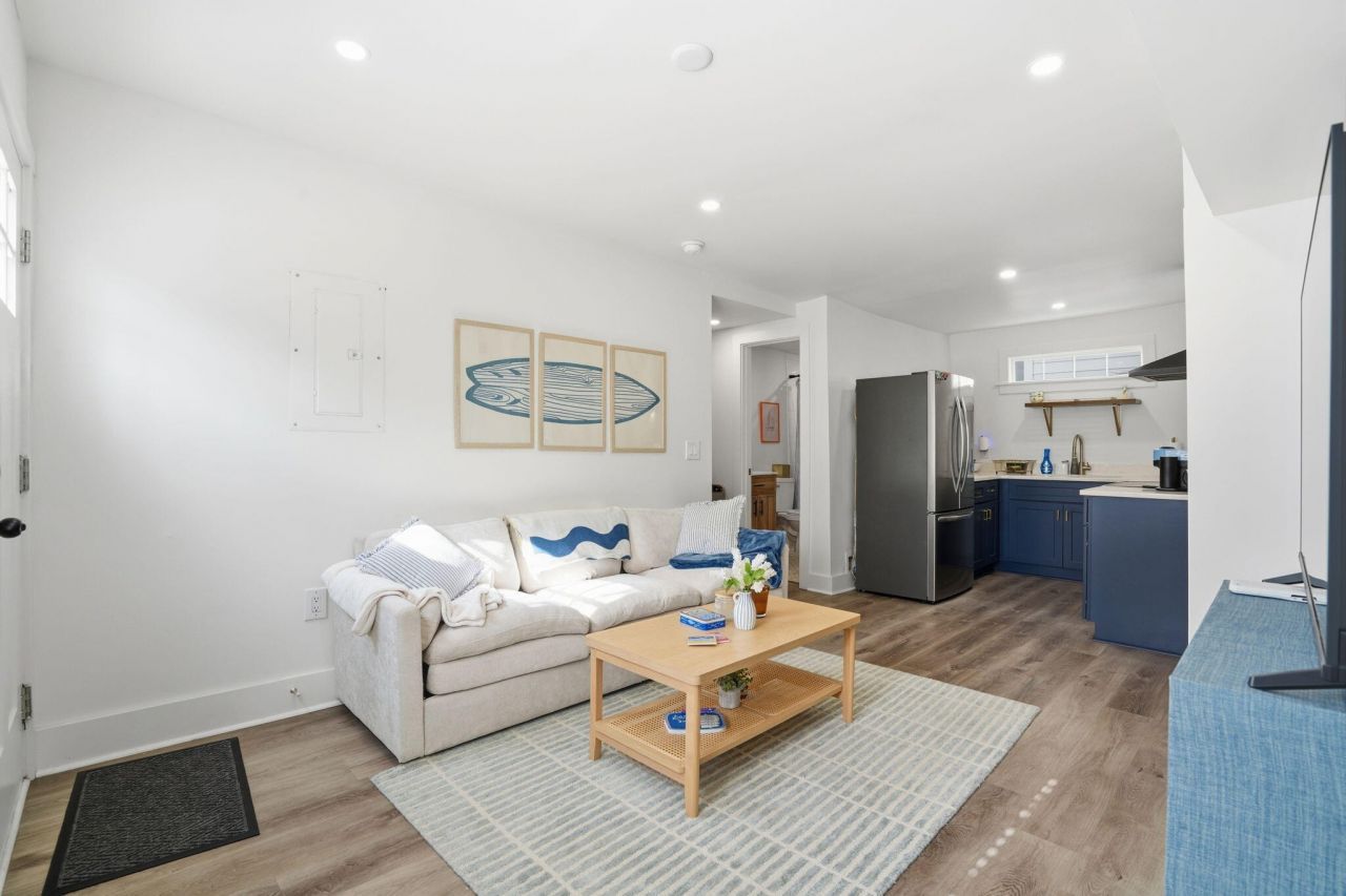 68 Lee Street Photo 25