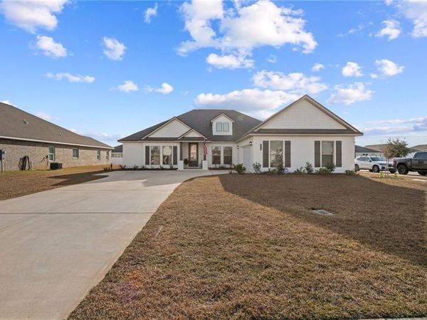 11006 Secretariat Boulevard, Daphne, AL 36526