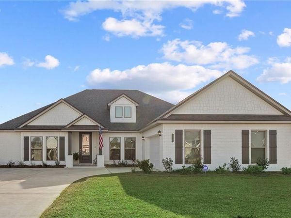 11006 Secretariat Boulevard, Daphne, AL 36526