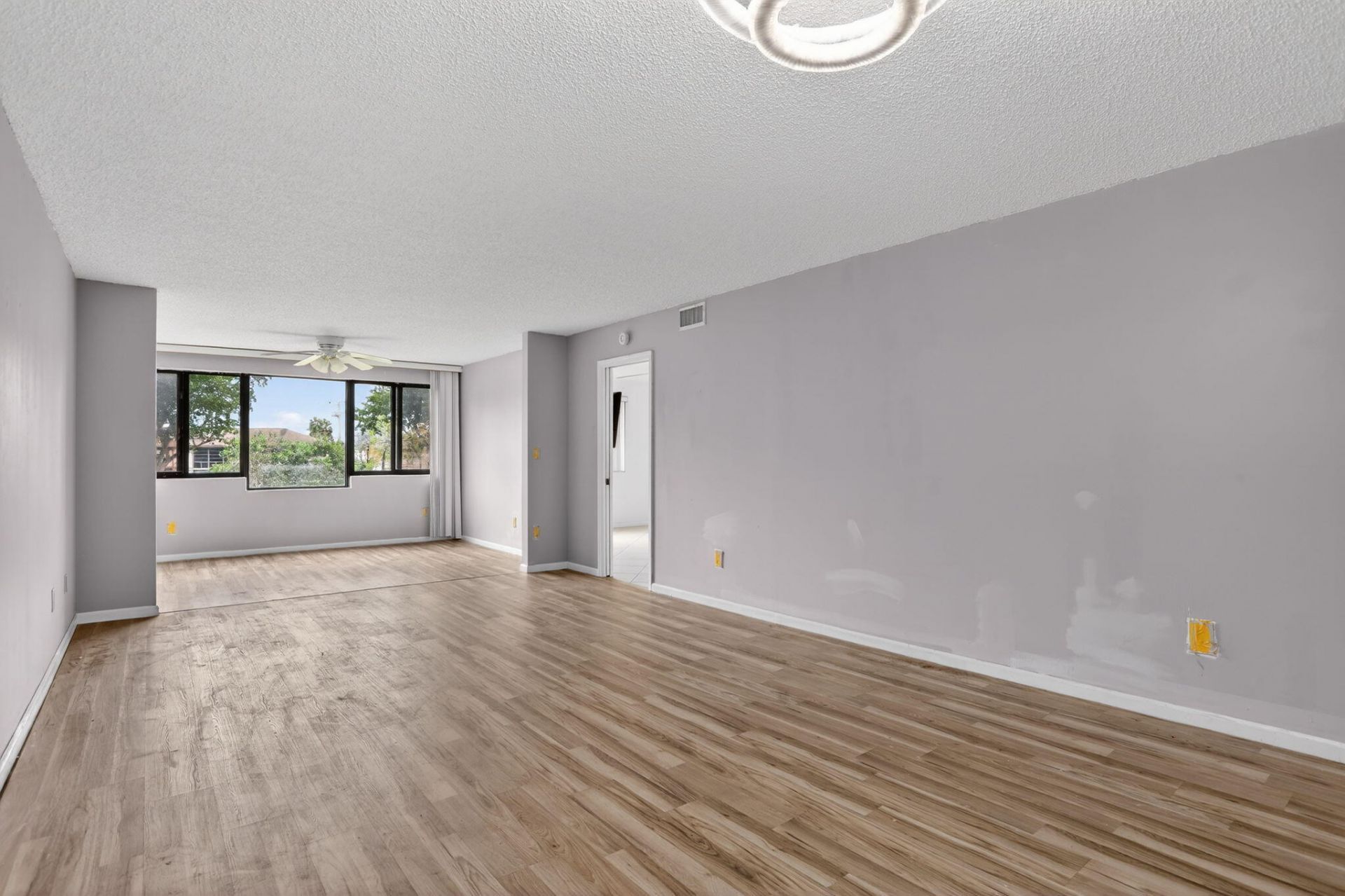 10837 W Clairmont Circle, Unit 208, Tamarac, FL 33321 Photo