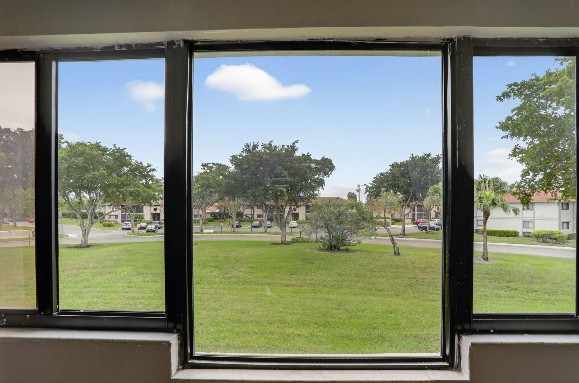 10837 W Clairmont Circle, Unit 208, Tamarac, FL 33321 Photo