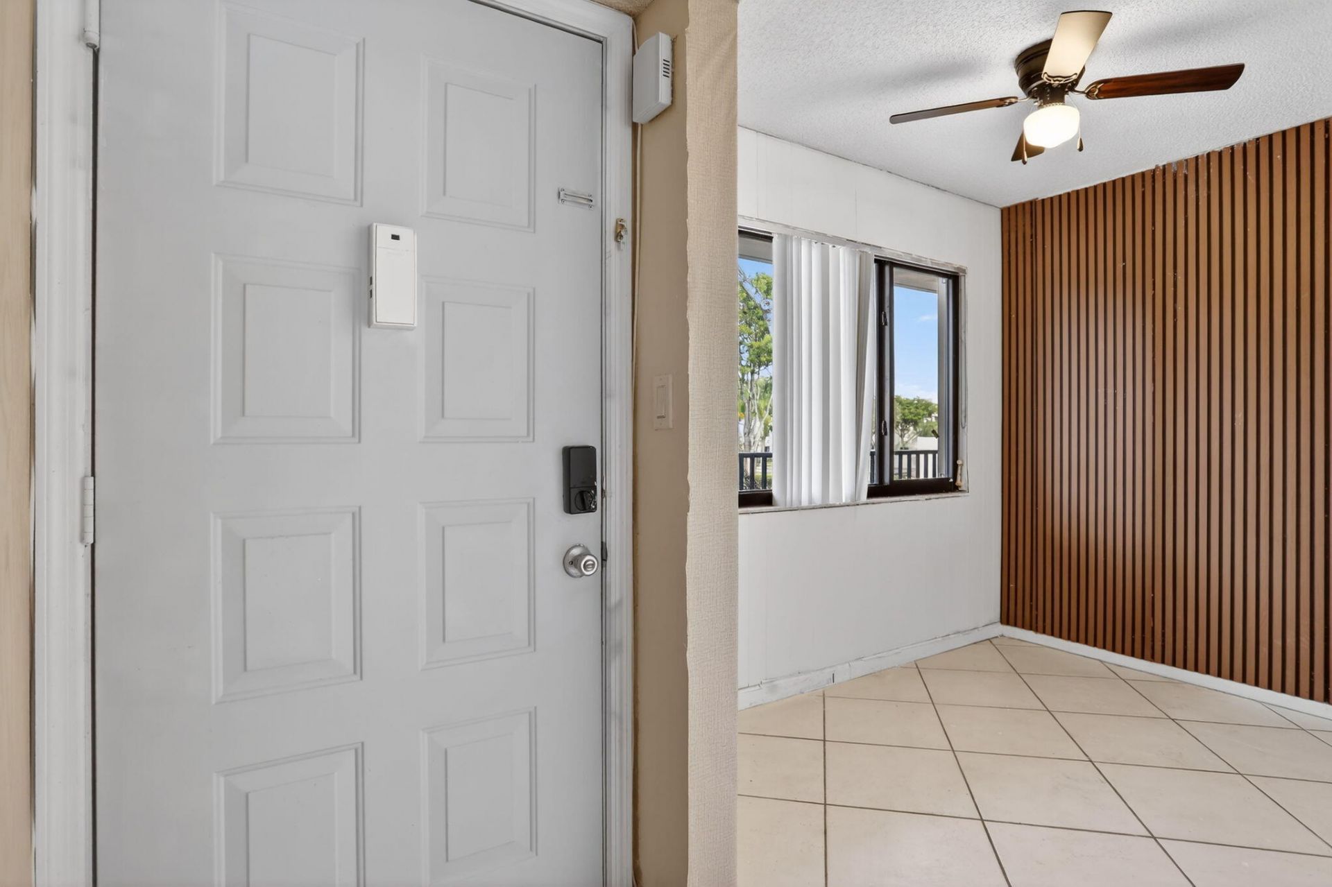 10837 W Clairmont Circle, Unit 208, Tamarac, FL 33321 Photo