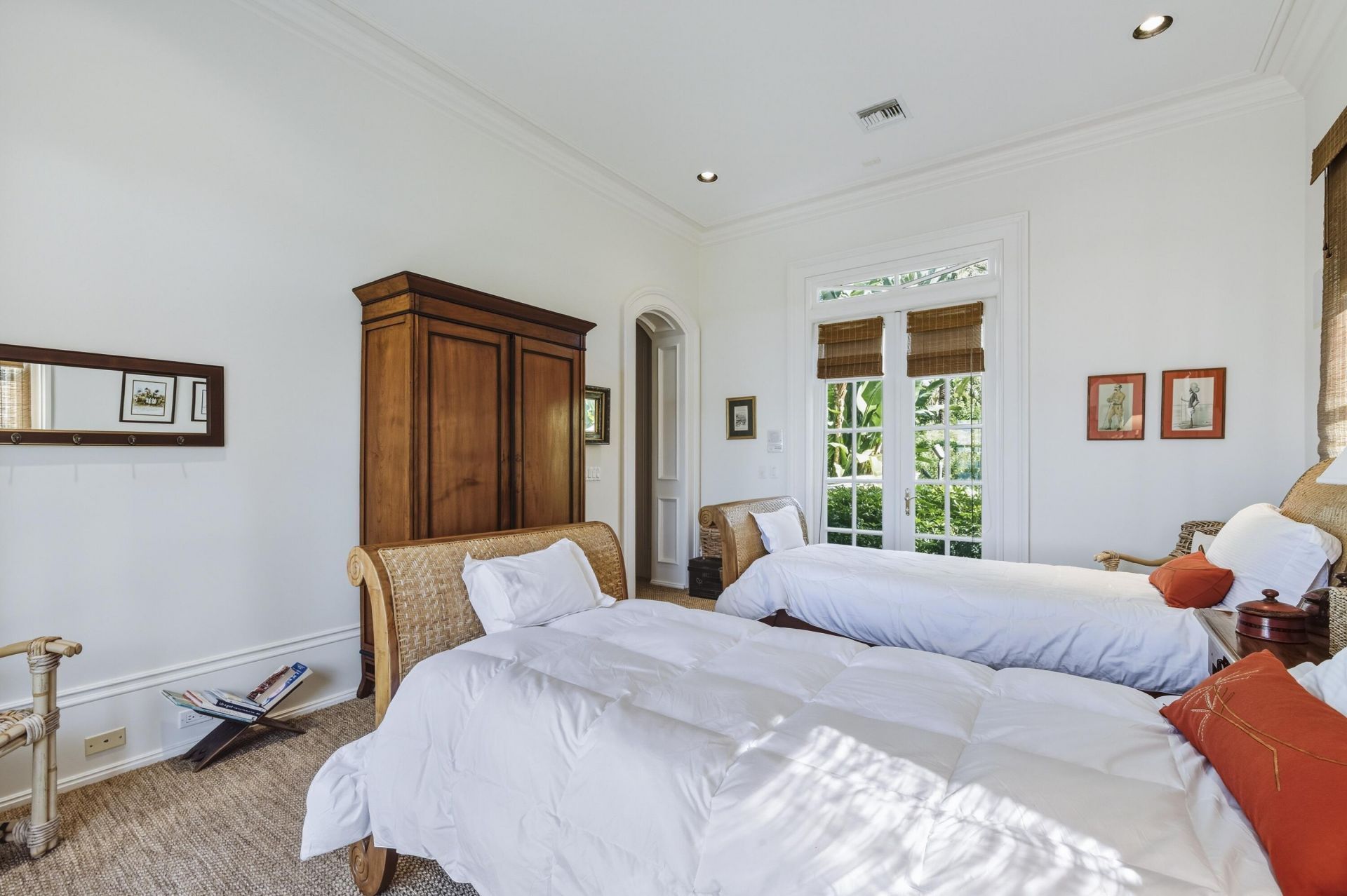 127 Ocean View Road, Palm Beach, FL 33480 Photo