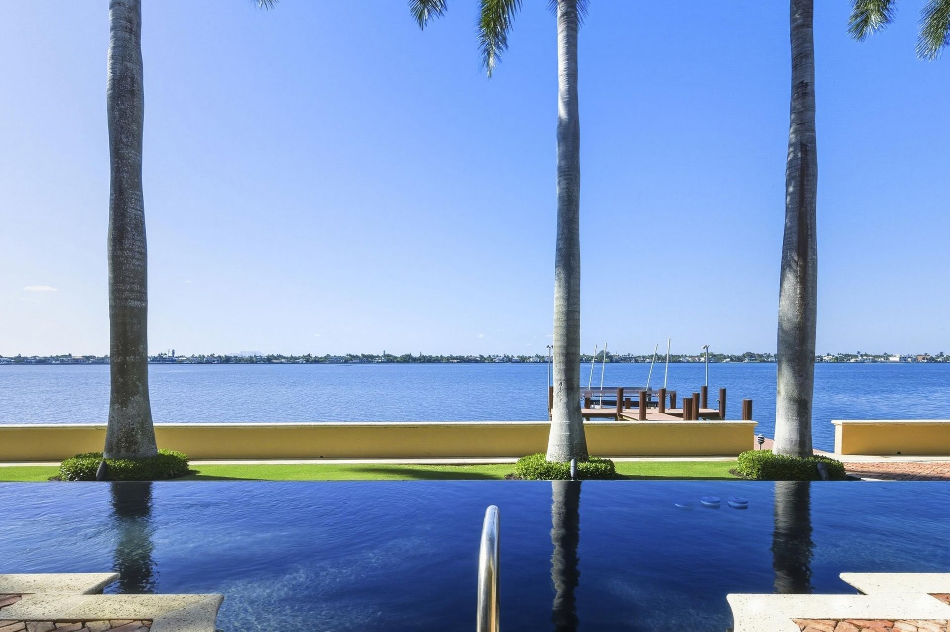 127 Ocean View Road, Palm Beach, FL 33480 Photo