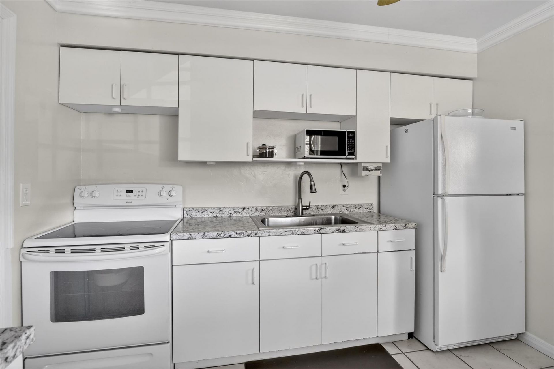 6717 Farragut, Hollywood, FL 33024 Photo