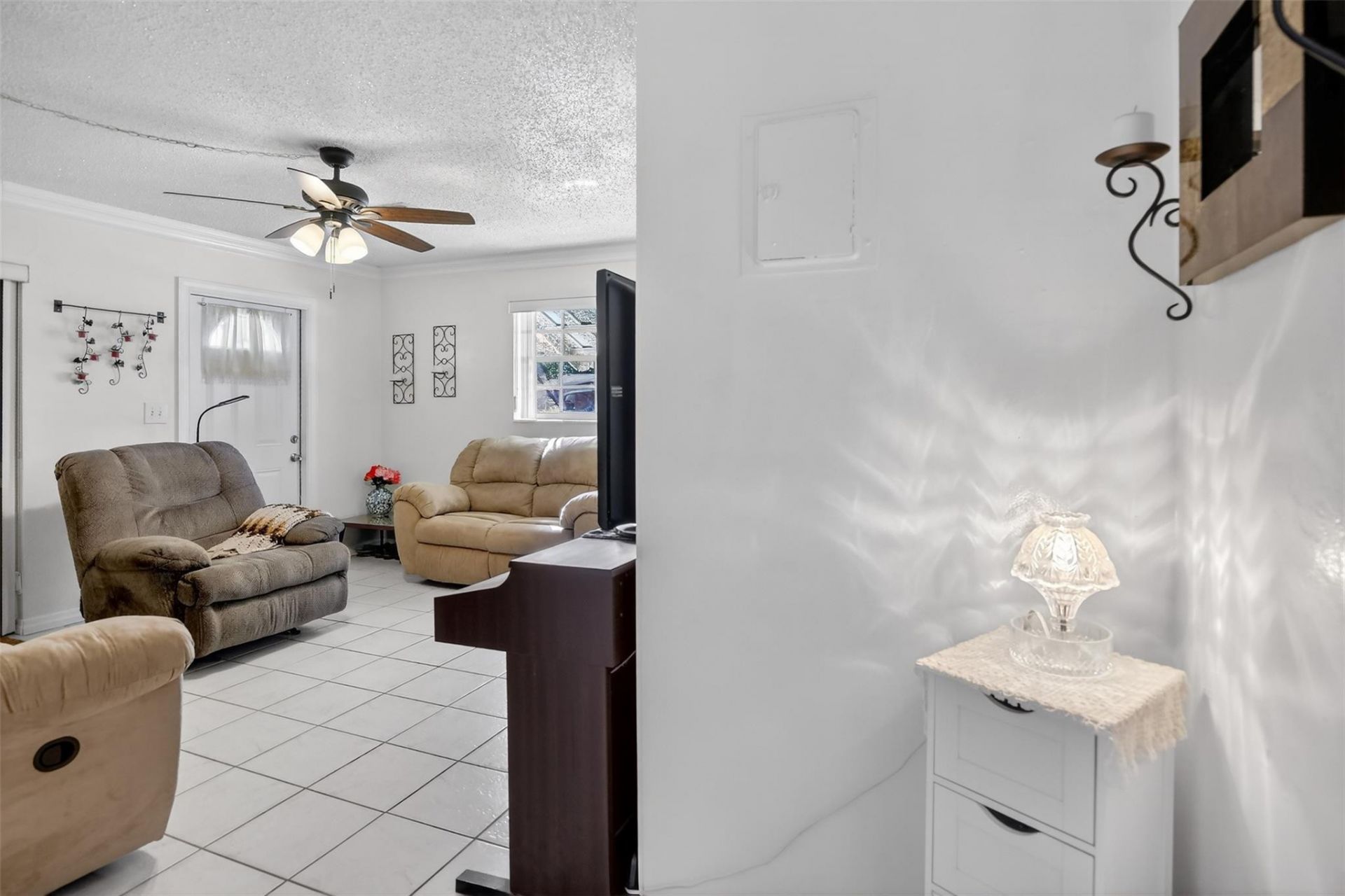 6717 Farragut, Hollywood, FL 33024 Photo