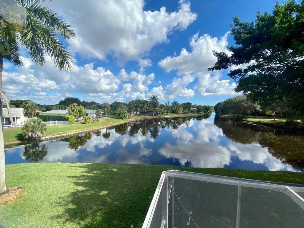 599 NW 87th Terrace, Coral Springs, FL 33071 Photo