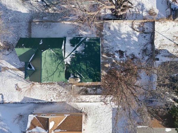 1106 Summit Street, Marshalltown, IA 50158