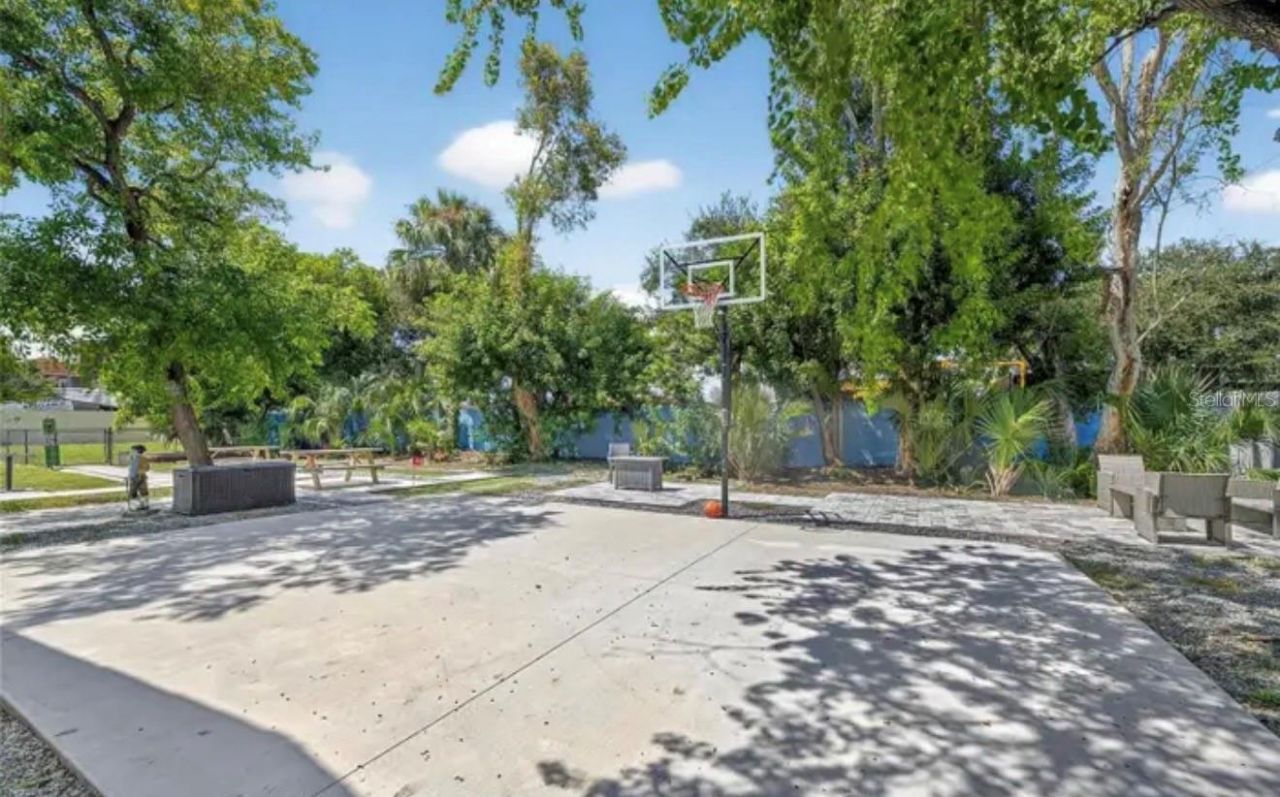 4511 - 4513 W Mcelroy Avenue, Tampa, FL 33611 Photo