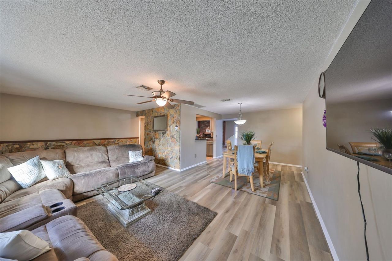 12341 79th Place, Seminole, FL 33772 Photo