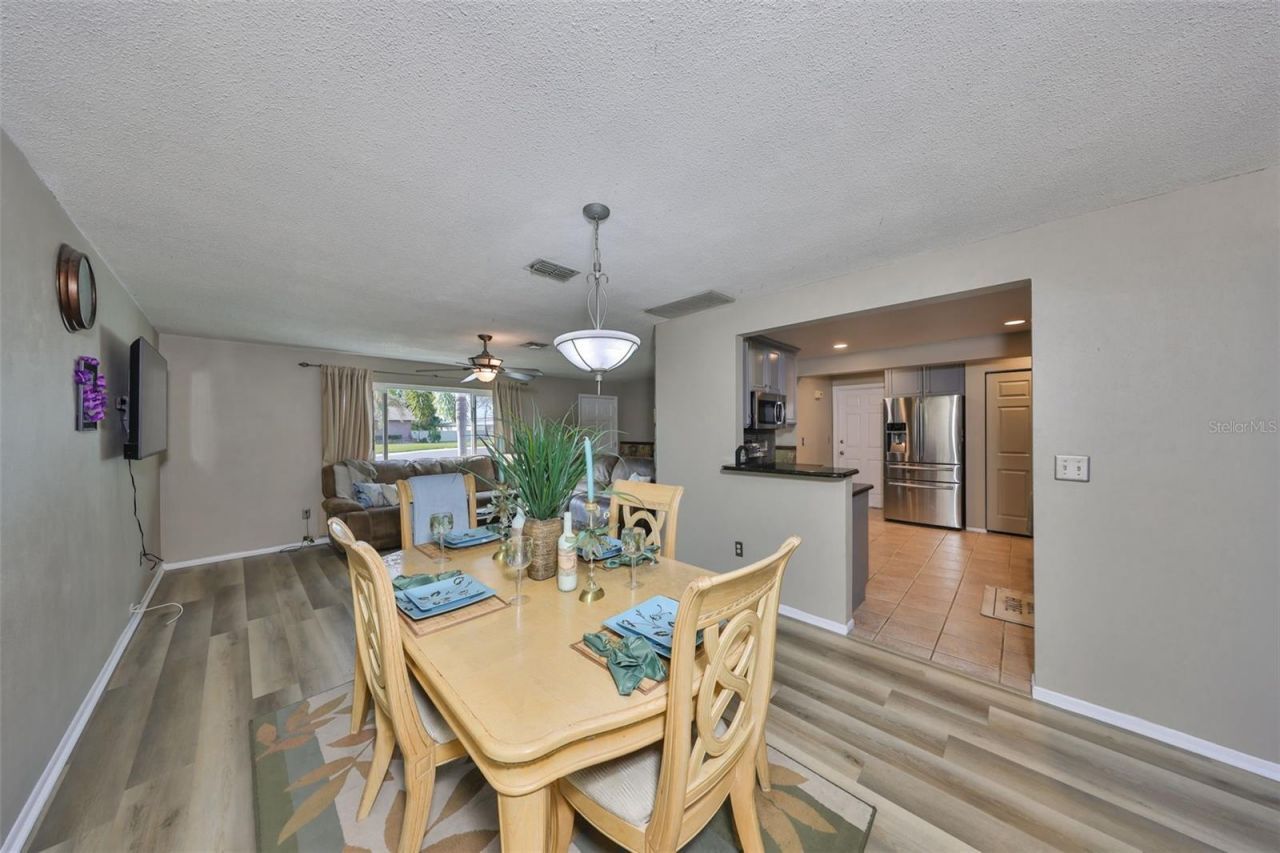 12341 79th Place, Seminole, FL 33772 Photo