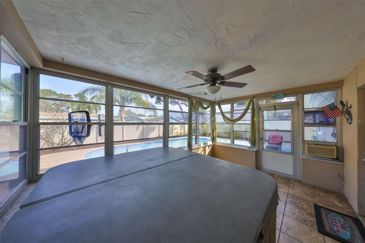 12341 79th Place, Seminole, FL 33772 Photo