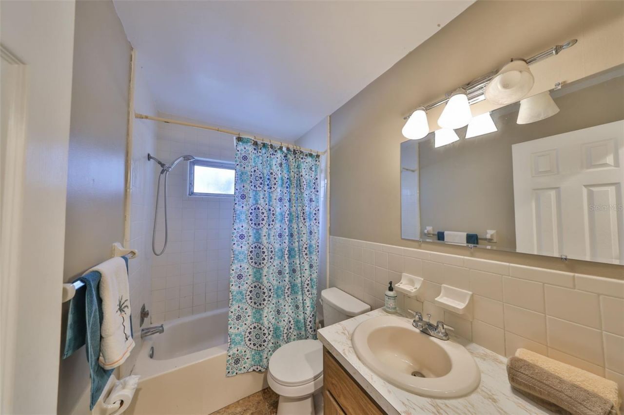 12341 79th Place, Seminole, FL 33772 Photo