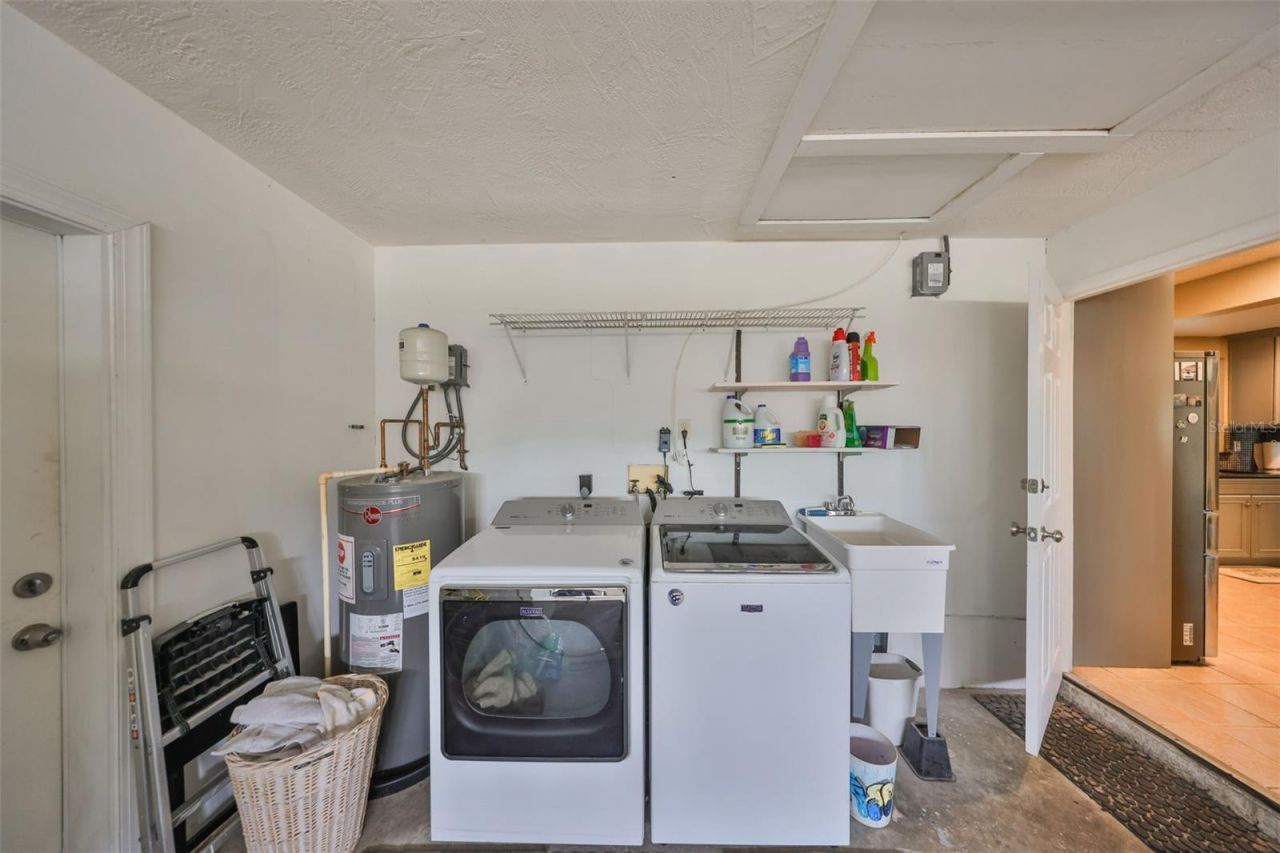 12341 79th Place, Seminole, FL 33772 Photo