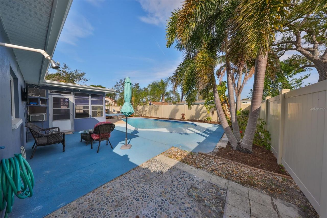 12341 79th Place, Seminole, FL 33772 Photo