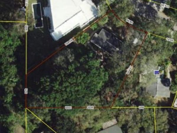 6213 SANDERS DRIVE, TAMPA, FL 33611