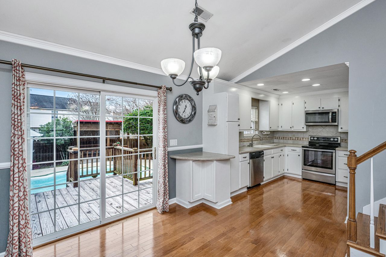 243 Okehampton Drive Photo 11