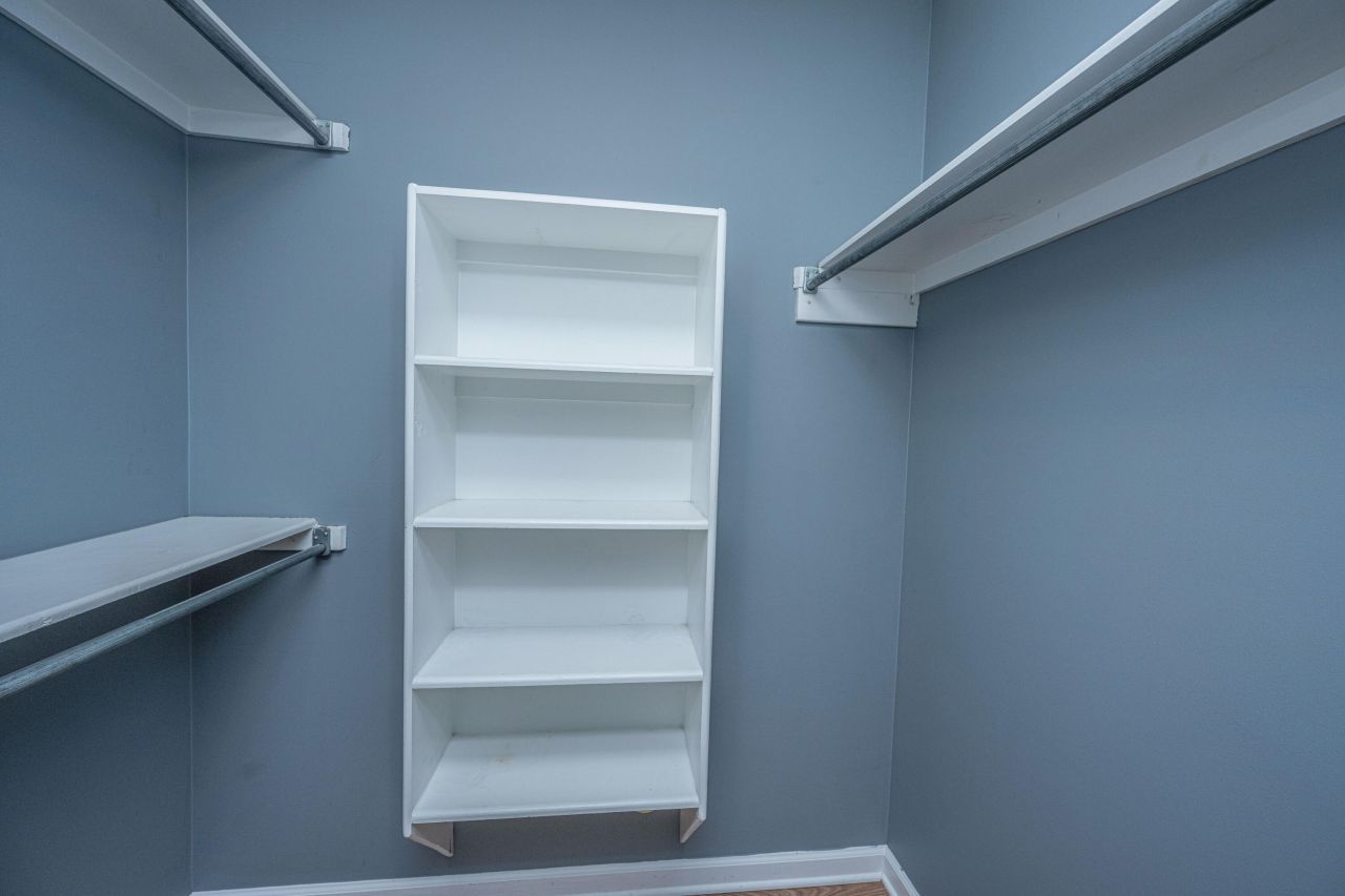 243 Okehampton Drive Photo 17