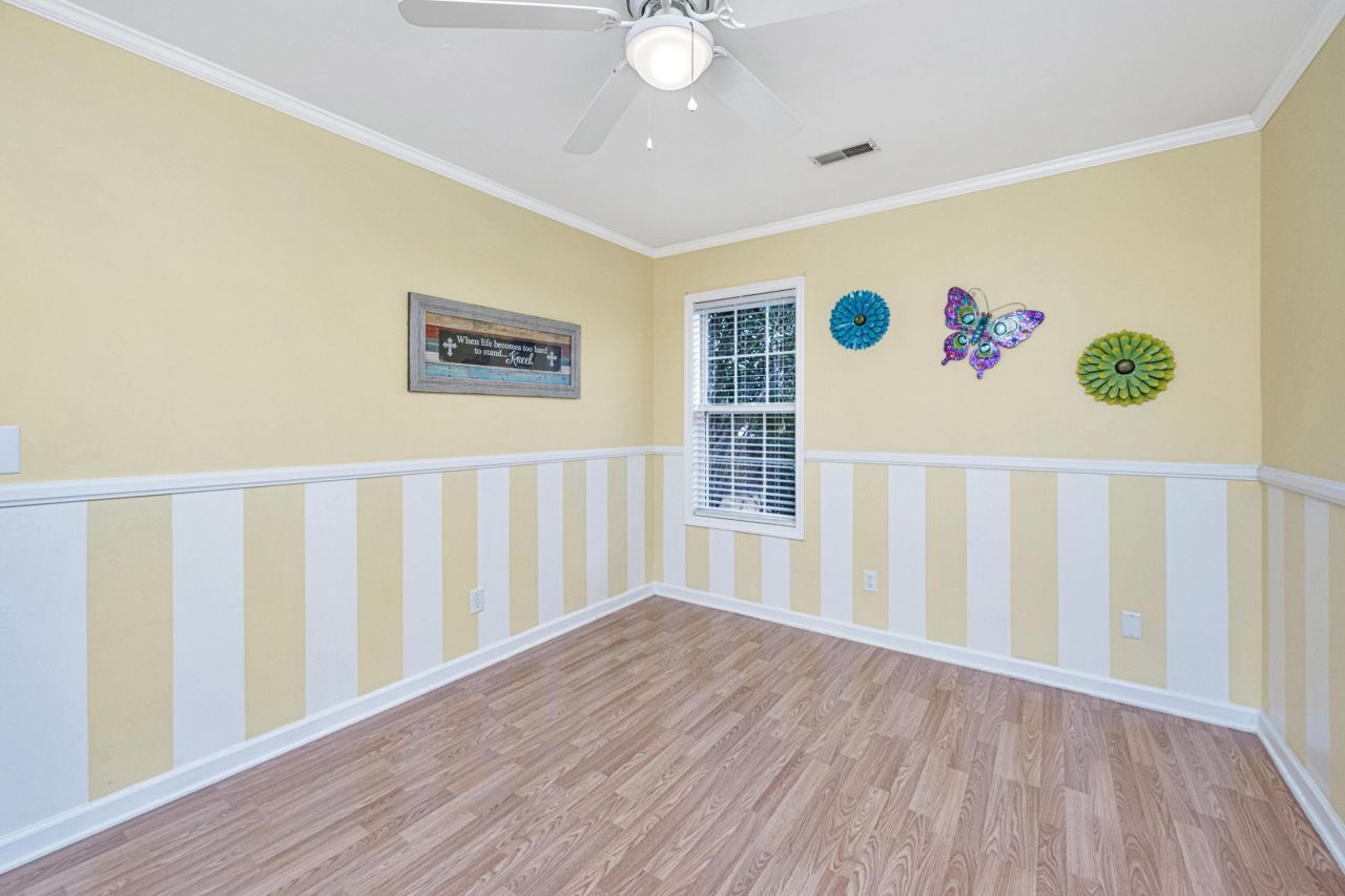 243 Okehampton Drive Photo 25