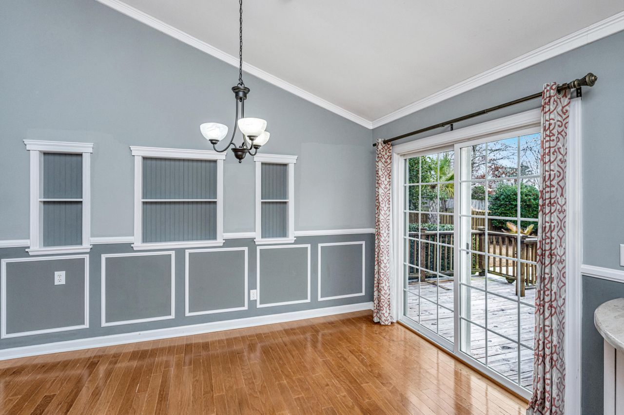 243 Okehampton Drive Photo 8