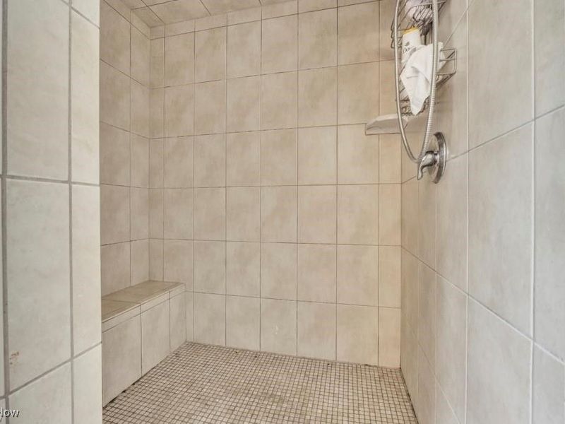 7310 Lamson Road, Oakwood Village, OH 44146 Photo 21