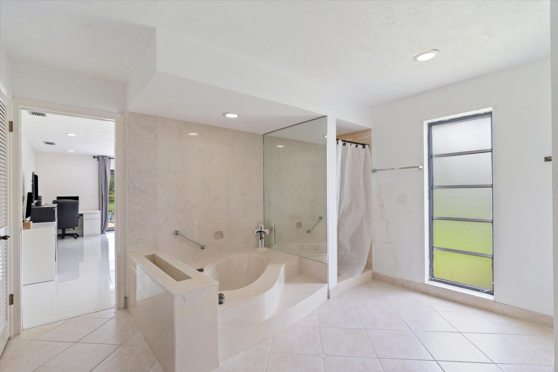 516 Muirfield Drive, Atlantis, FL 33462 Photo