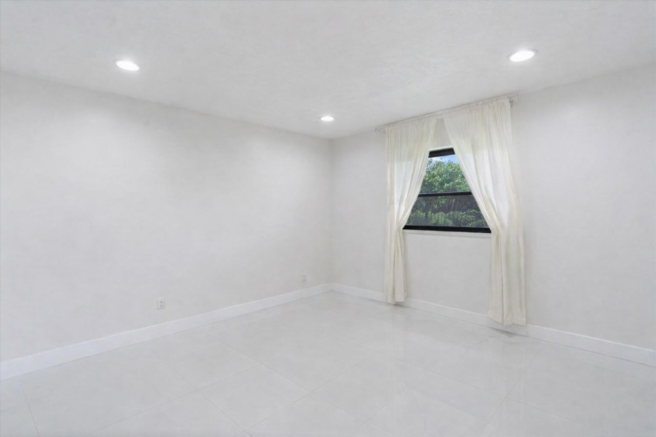 516 Muirfield Drive, Atlantis, FL 33462 Photo