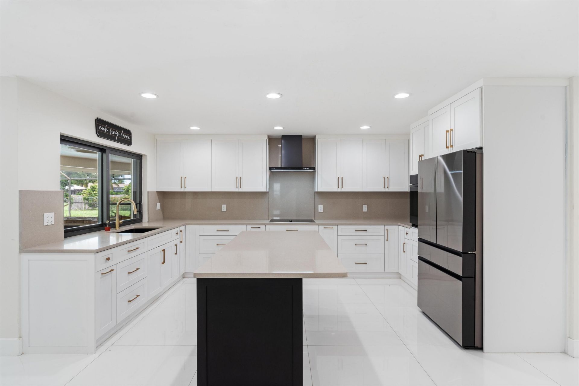 516 Muirfield Drive, Atlantis, FL 33462 Photo