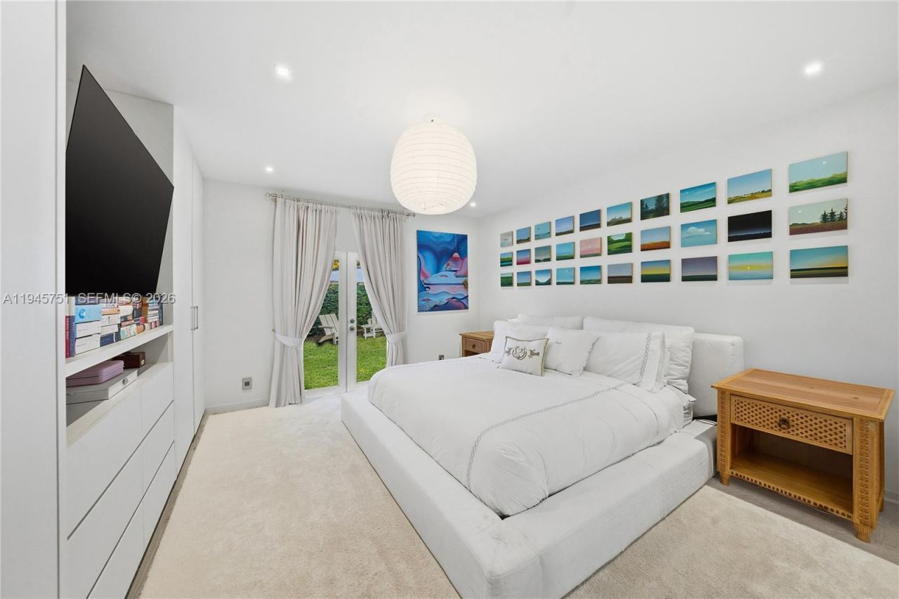 1220 W 21st St, Miami Beach, FL 33140 Photo