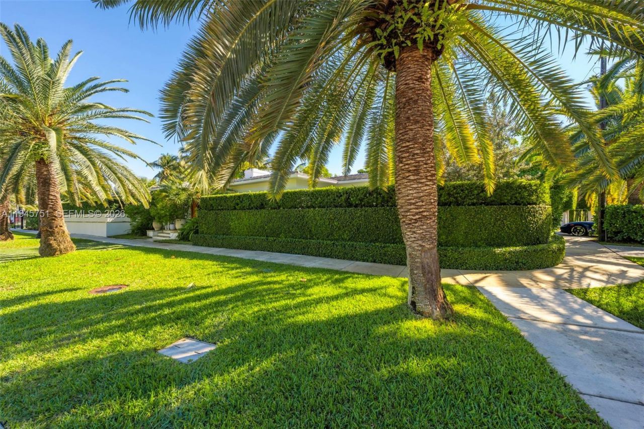 1220 W 21st St, Miami Beach, FL 33140 Photo