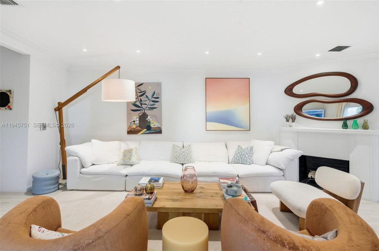 1220 W 21st St, Miami Beach, FL 33140 Photo