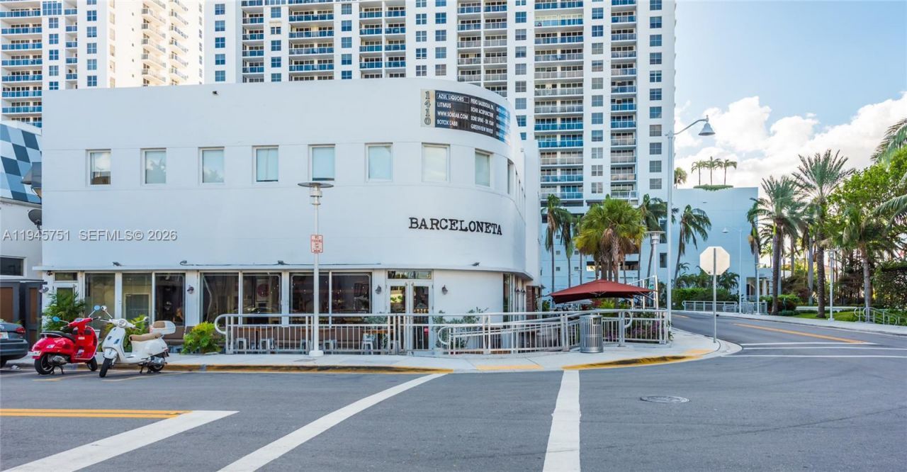 1220 W 21st St, Miami Beach, FL 33140 Photo