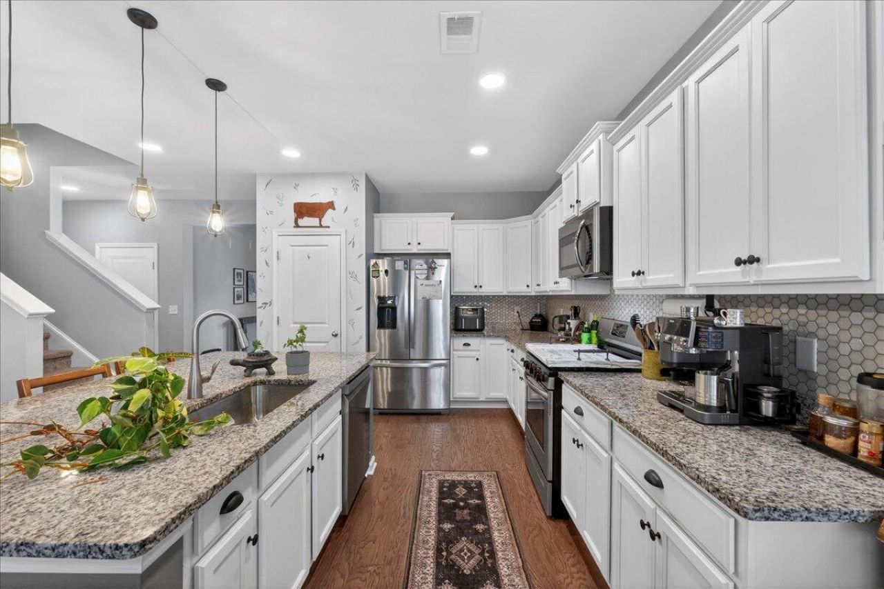 150 Nolin Road Photo 14