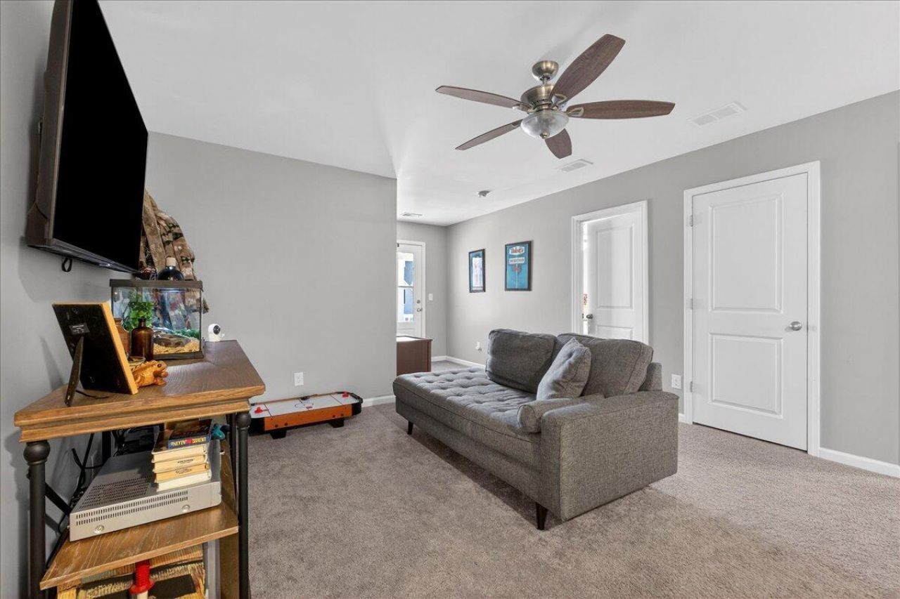 150 Nolin Road Photo 31