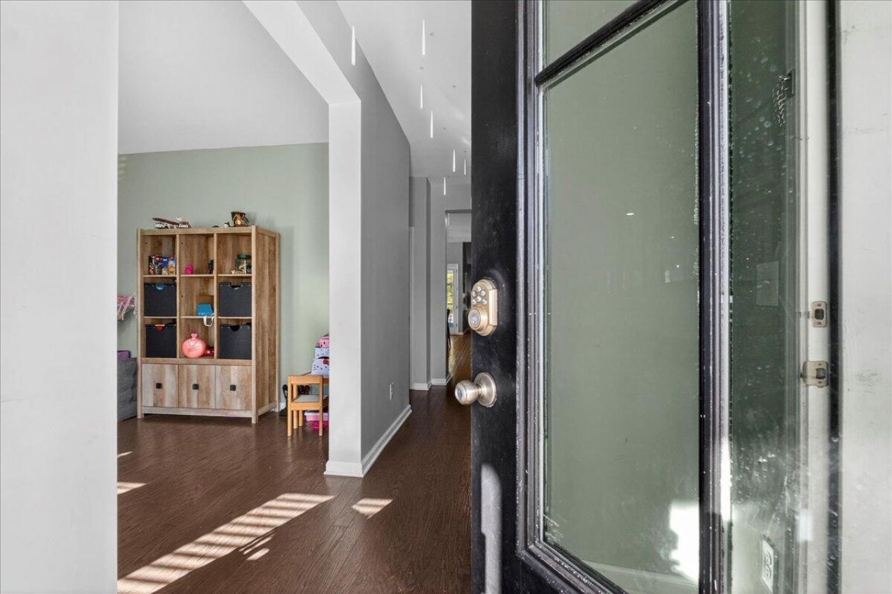 150 Nolin Road Photo 4