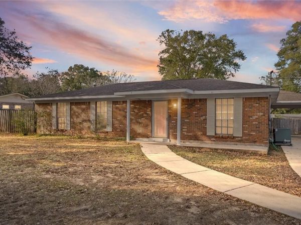 4516 Champlain Avenue, Mobile, AL 36619