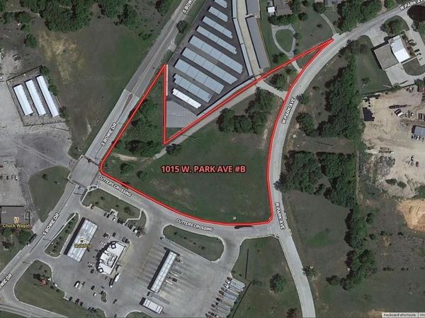 1015 W Park Avenue , Unit LOT B, Weatherford, TX 76086